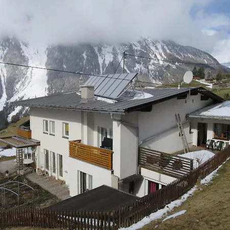 Apartment Aktiv - Hbn221 By Interhome *