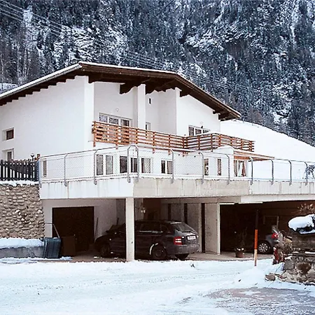 Apartment Aktiv - Hbn221 By Interhome