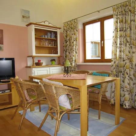 Apartment Aktiv - Hbn221 By Interhome *